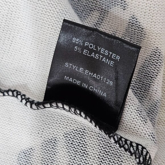 Vintage Poncho XL Y2k Mod Faux Suede Fringe Woman Graphic B&W Artsy Art To Wear - Picture 7 of 10